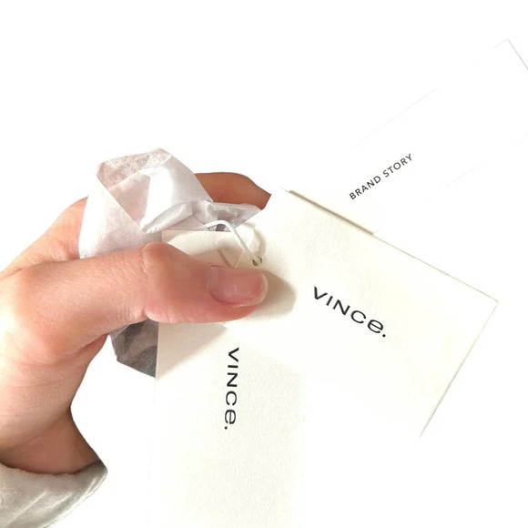 Vince Dandelion Poet Blouse Gathered Floral-Print Silk-Crepon Black‎ Size Small - Picture 8 of 12